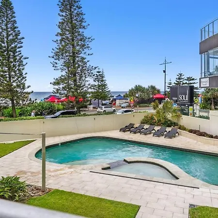 Zenith 2Bd Absolute Beachfront Surfers Paradise Gold Coast Exterior photo