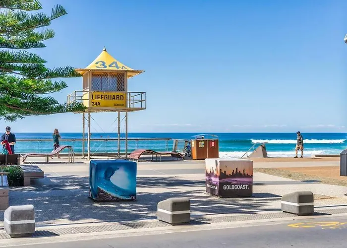 Zenith 2Bd Absolute Beachfront Surfers Paradise
